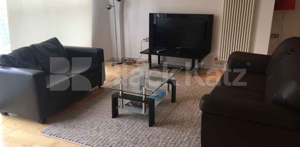 			NEW INSTRUCTION, 2 Bedroom, 1 bath, 1 reception Penthouse			 Kamen House. Magdalen Street, London Bridge