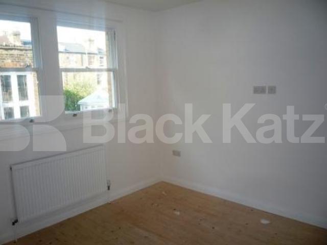 			NEW MODERN TWO BEDROOM HOUSE!, 2 Bedroom, 1 bath, 1 reception Mews House			 Inderwick Road, CROUCH END