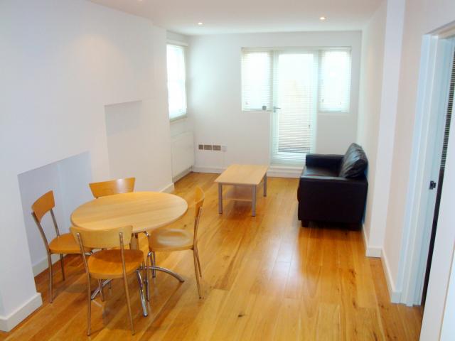 			1 Bedroom, 1 bath, 1 reception Flat			 Mansfield Road, HAMPSTEAD