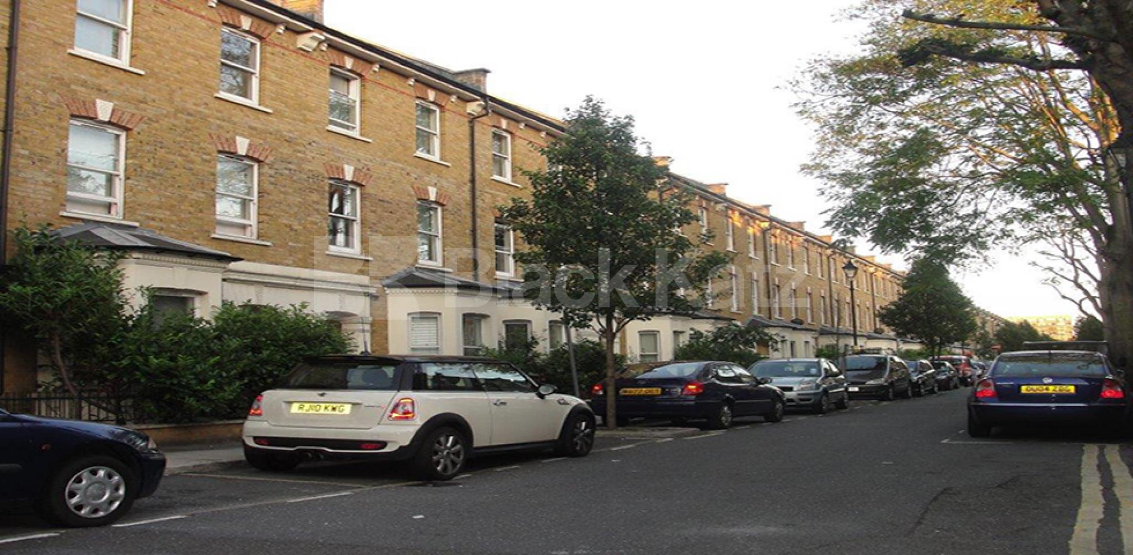 			UNDER OFFER, 4 Bedroom, 1 bath, 1 reception House			 Marcia Road, London Bridge