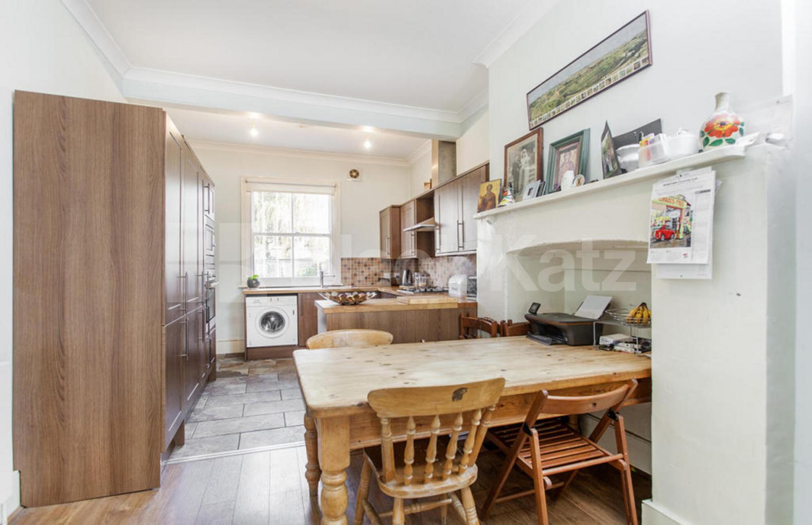 6 bedroom house located in the vibrant Archway area Marlborough Road, Archway