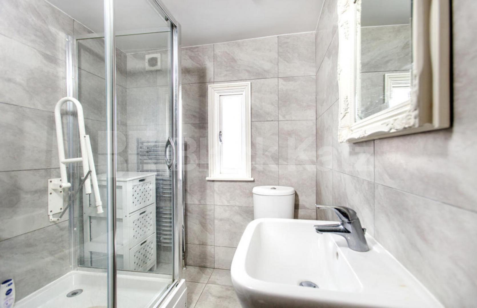 6 bedroom house located in the vibrant Archway area Marlborough Road, Archway