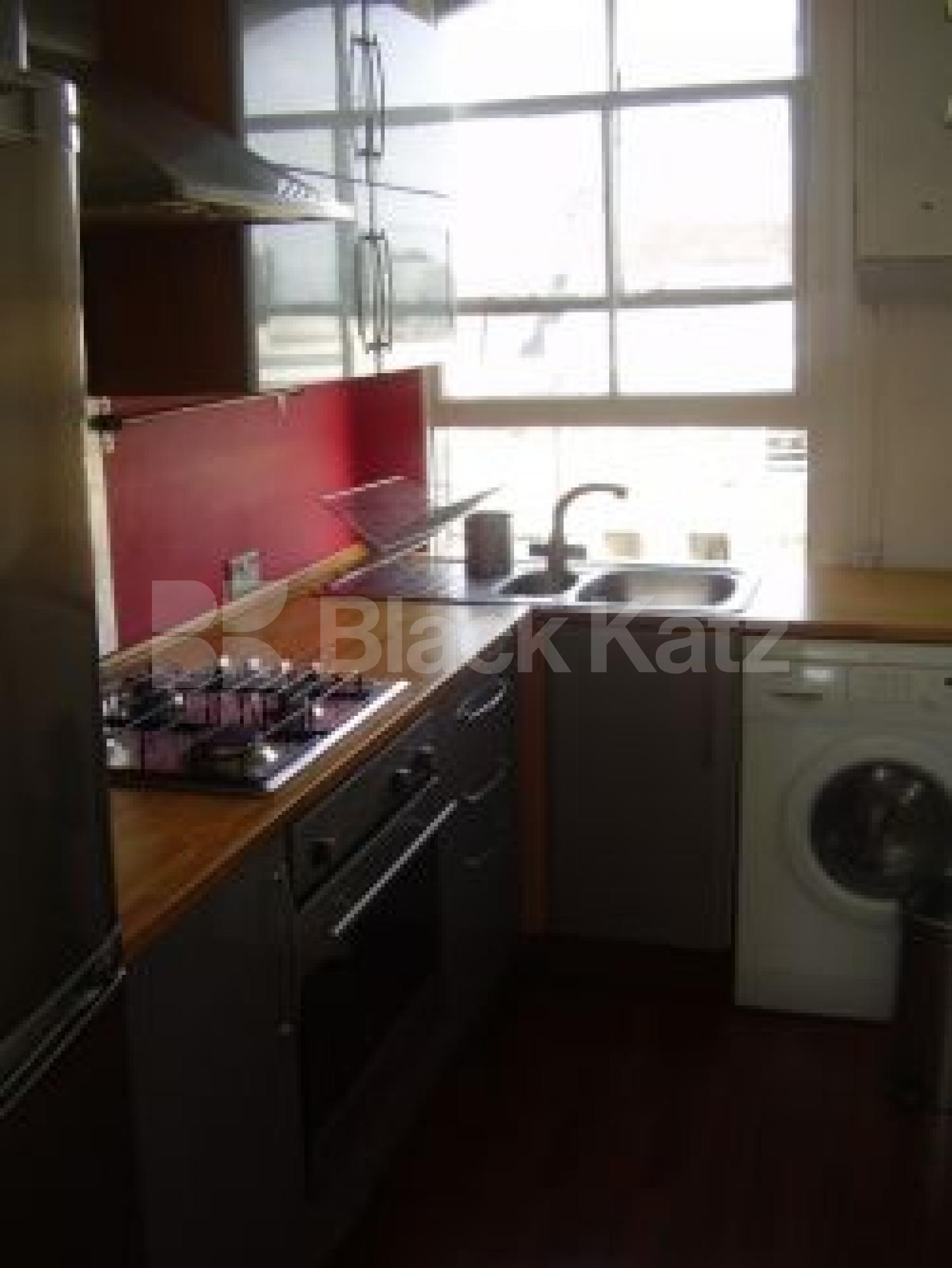 			1 Bedroom, 1 bath, 1 reception Flat			 Marlborough Road, UPPER HOLLOWAY N19 N19