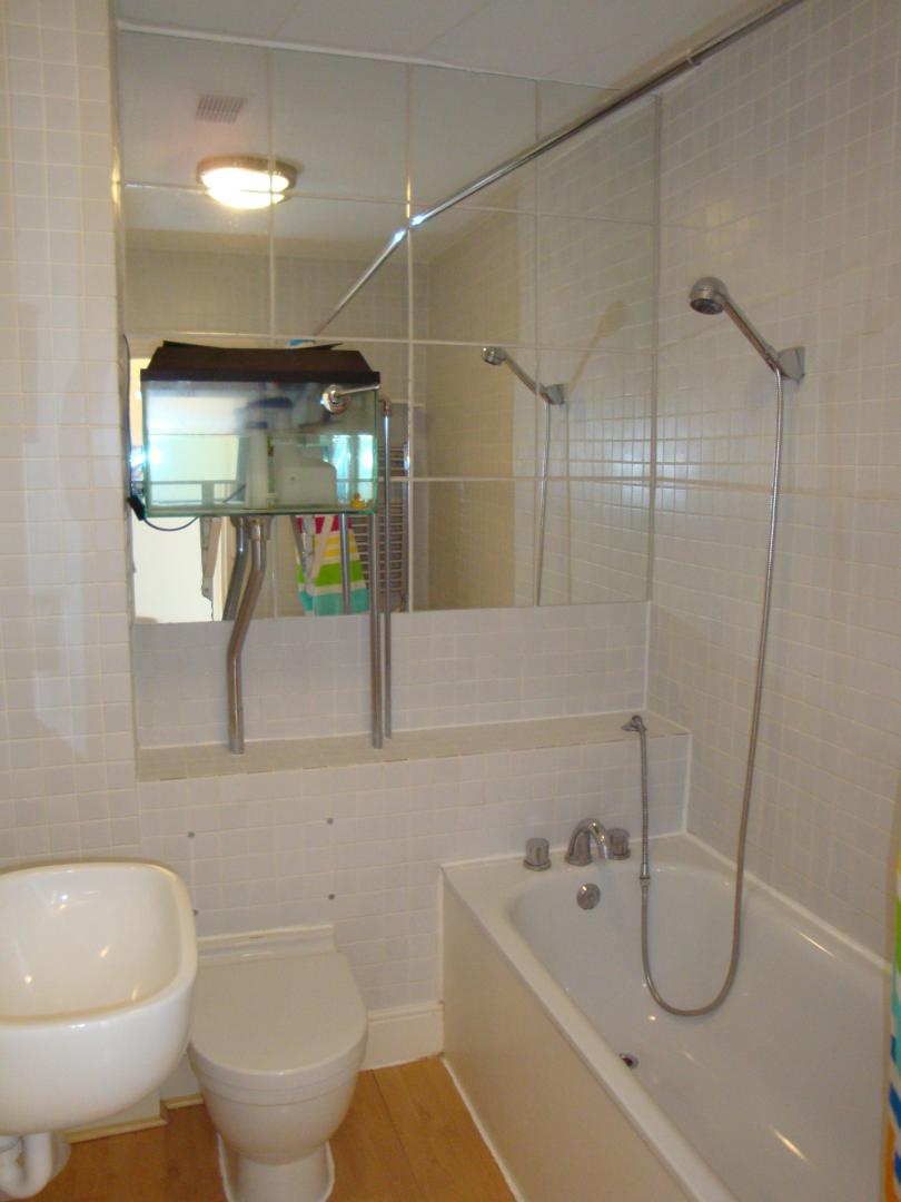 			1 Bedroom, 1 bath, 1 reception Flat			 Marylands Road, MAIDA VALE