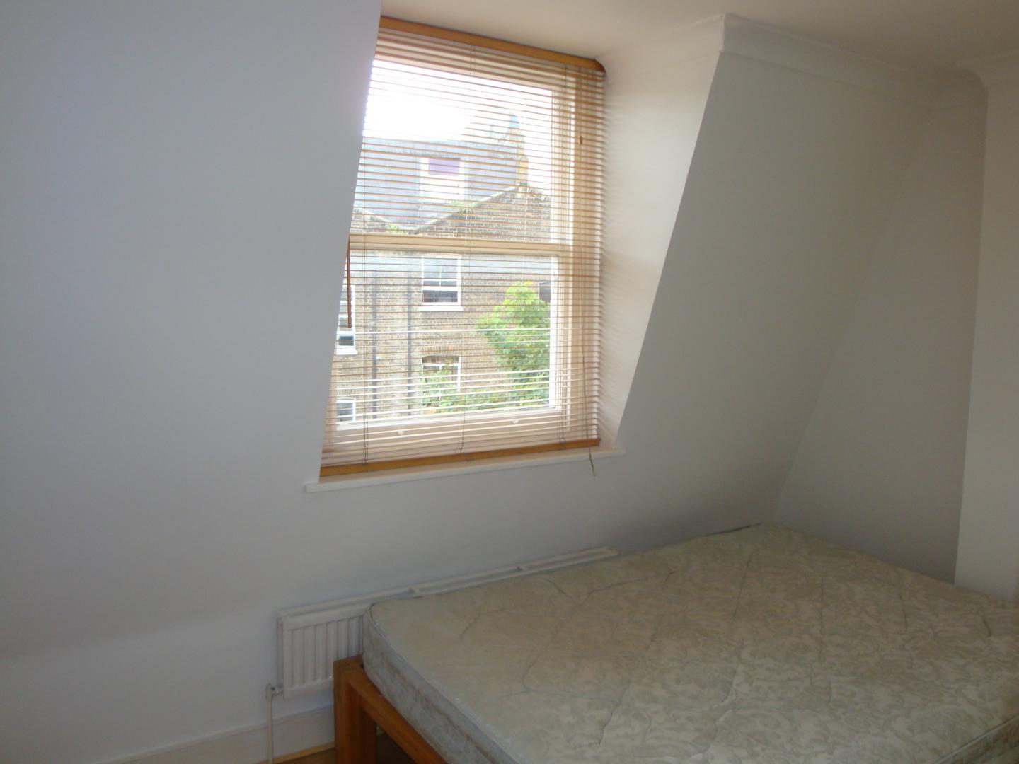 			1 Bedroom, 1 bath, 1 reception Flat			 Marylands Road, MAIDA VALE