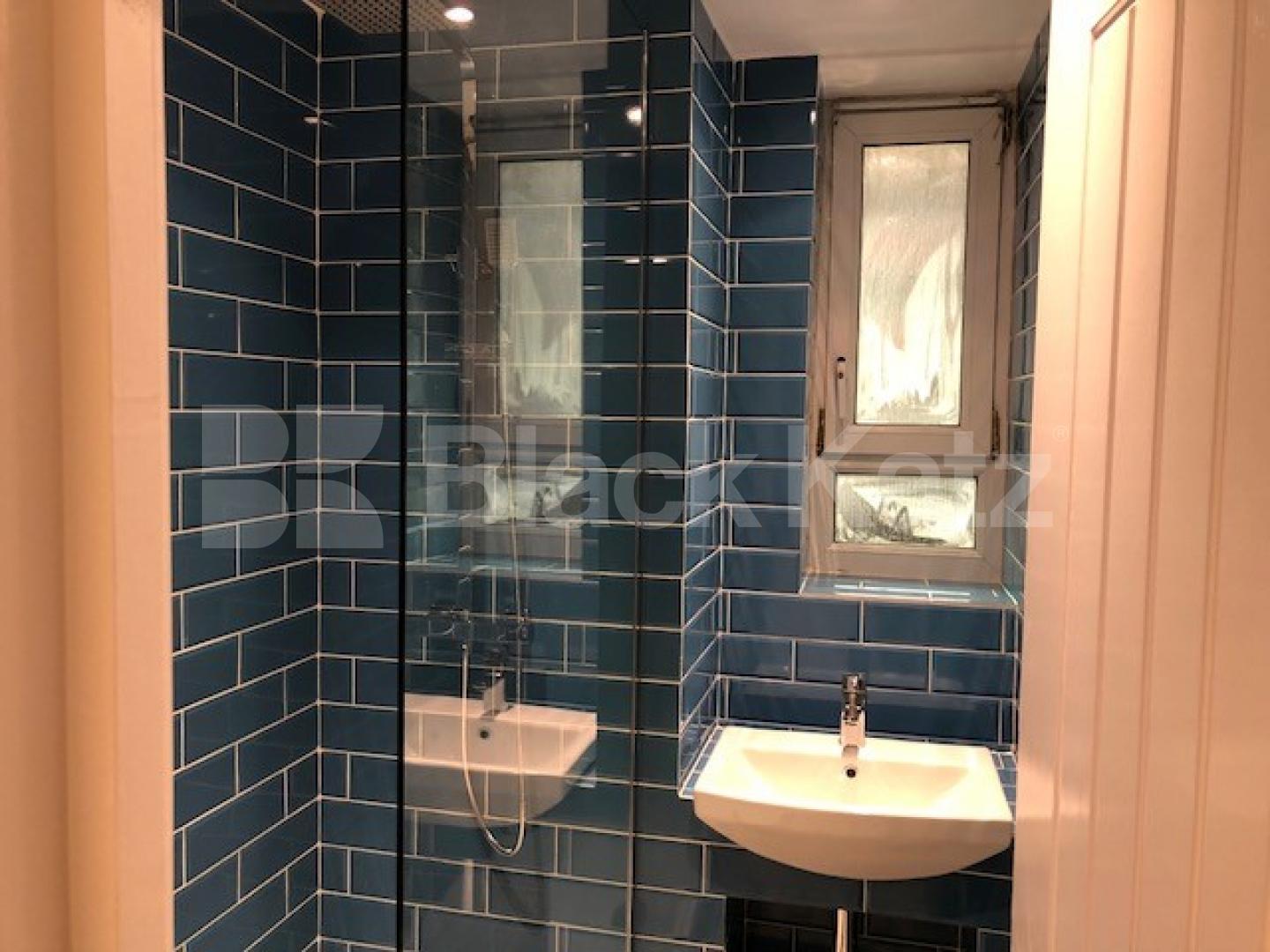 			NEW INSTRUCTION!, 3 Bedroom, 1 bath, 1 reception Flat			 THOMAS ROAD, Limehouse/Mile end