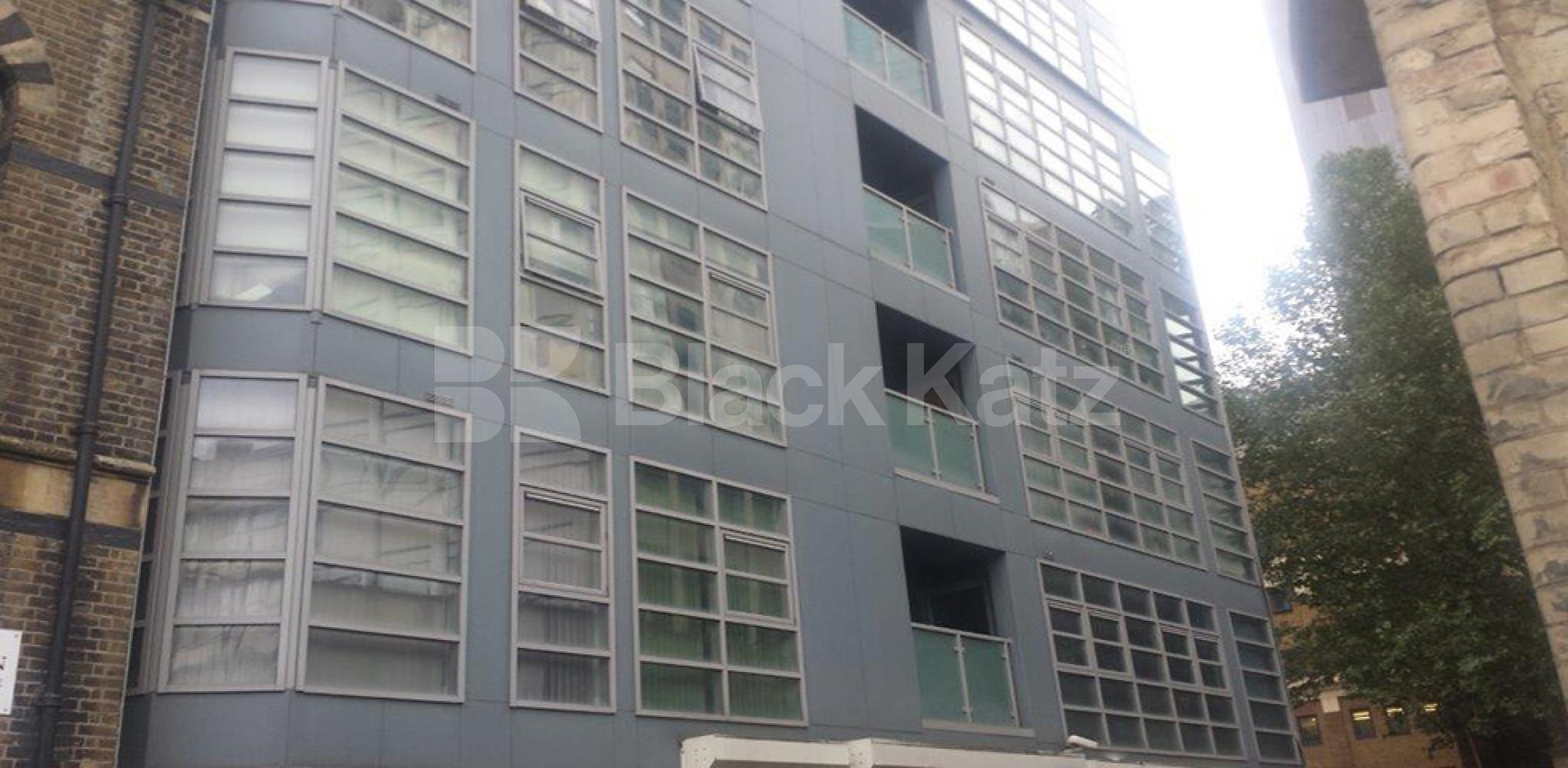 			LET , 2 Bedroom, 2 bath, 1 reception Apartment			 The Heights, Melior Street, London Bridge