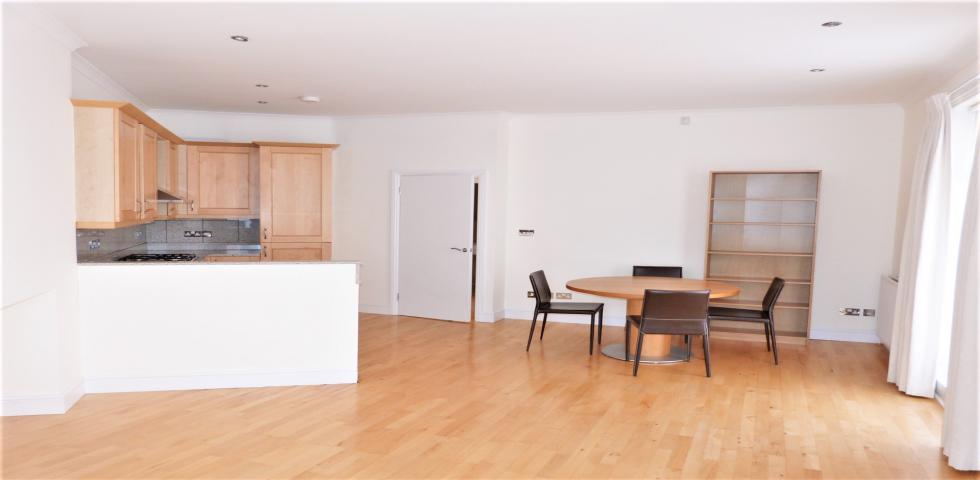 			2 Bedroom, 1 bath, 1 reception Apartment			 Heath Street, HAMPSTEAD