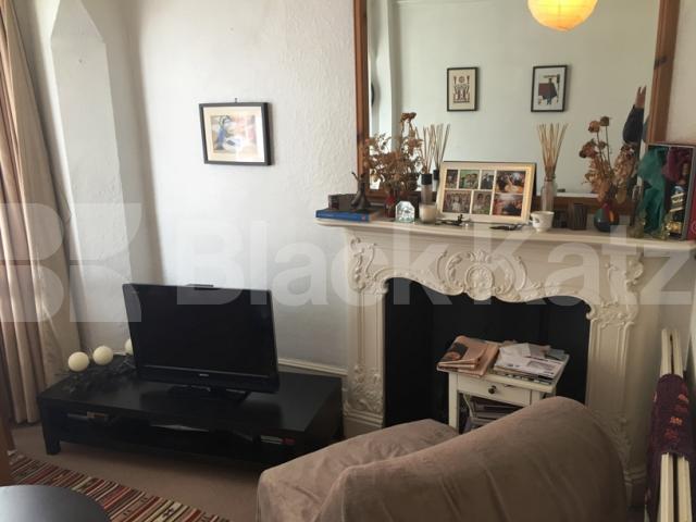 			NEW INSTRUCTION!, 2 Bedroom, 1 bath, 1 reception Flat			 Milton Road, HIGHGATE