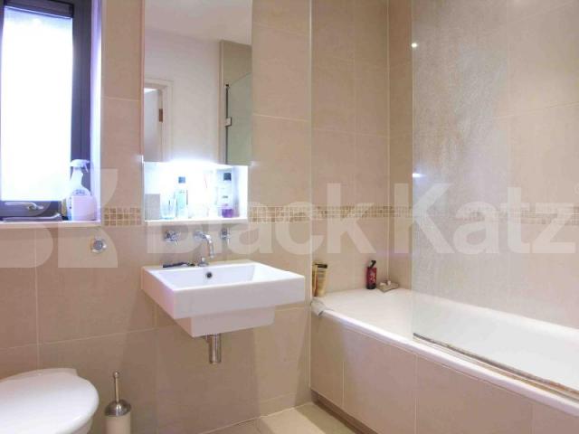 			NEW INSTRUCTION!!, 2 Bedroom, 1 bath, 1 reception Apartment			 Coleman Fields, Angel