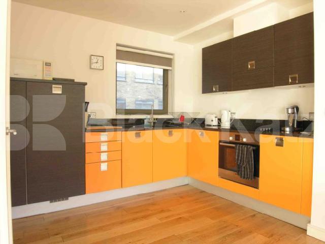 			NEW INSTRUCTION!!, 2 Bedroom, 1 bath, 1 reception Apartment			 Coleman Fields, Angel