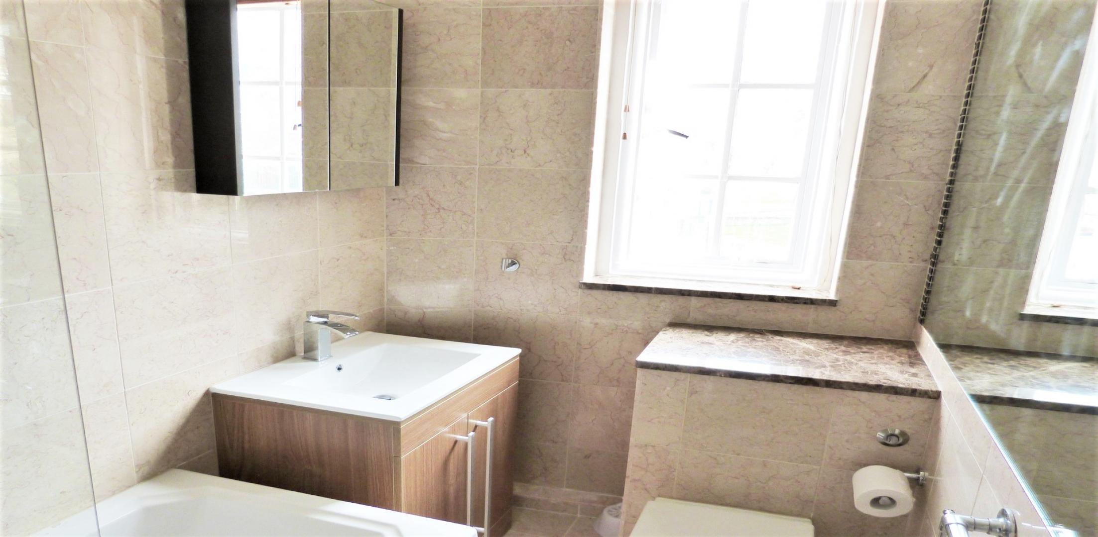 			1 Bedroom, 1 bath, 1 reception Flat			 Mortimer Crescent , KILBURN / MAIDA VALE