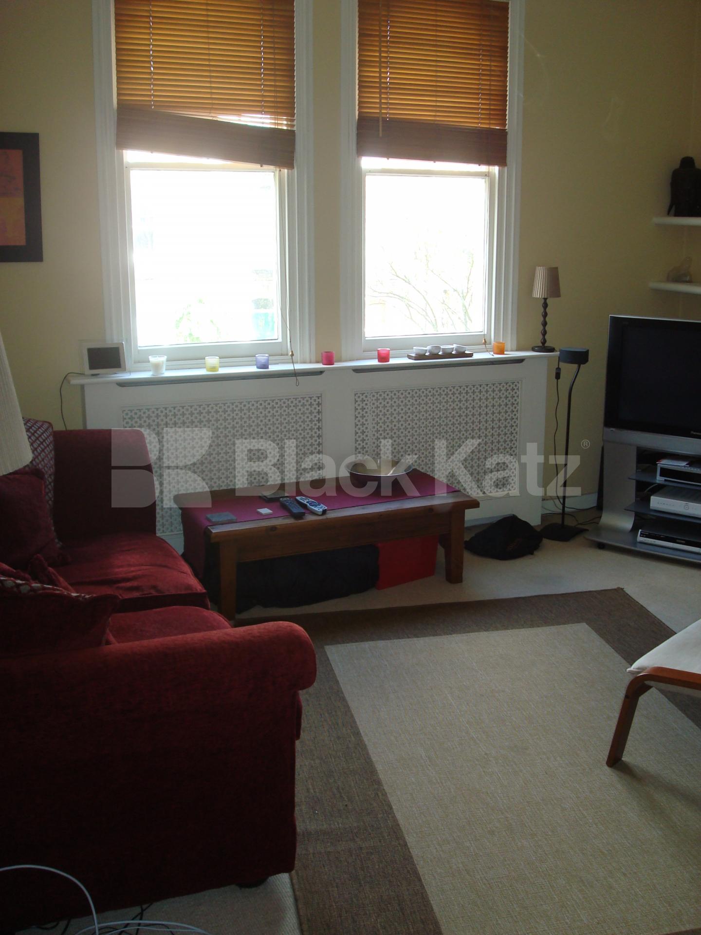 			2 Bedroom, 1 bath, 1 reception Apartment			 Mount Pleasant Villas, Stroud Green N4