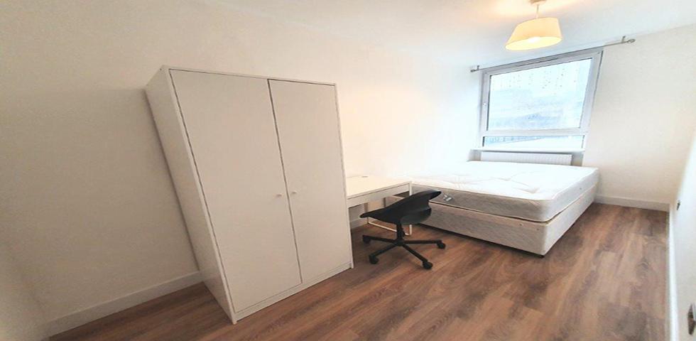 Recently refurbished 4 bed mins to UCL & SOAS Munster Square, Euston