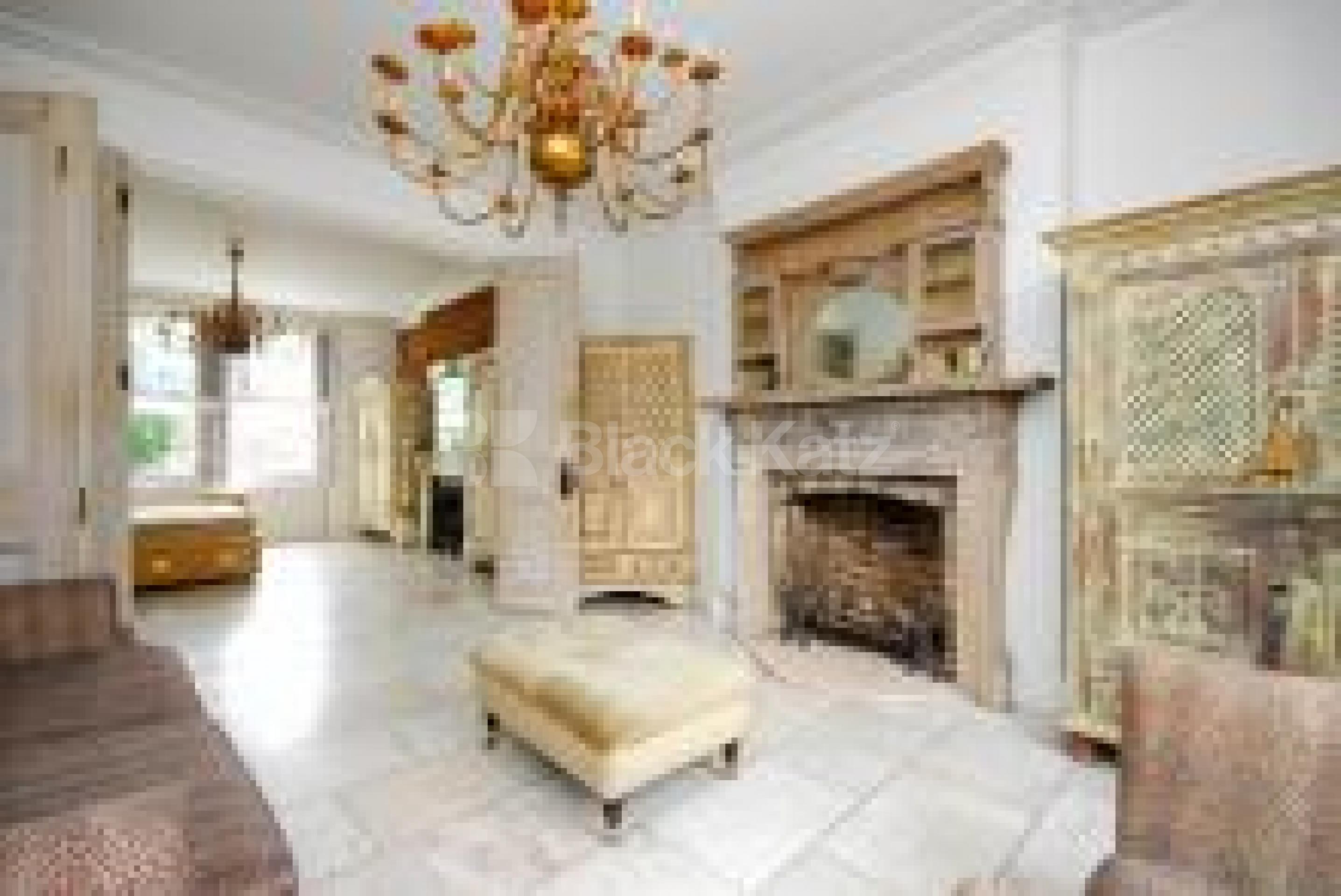 			5 Bedroom, 1 bath, 1 reception Detached House			 Park Avenue, ALEXANDRA PALACE N22