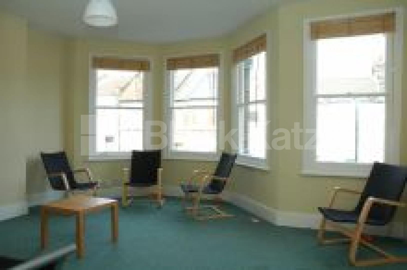 			2 Bedroom, 1 bath, 1 reception Flat			 Seymour Road, HARRINGAY LADDER