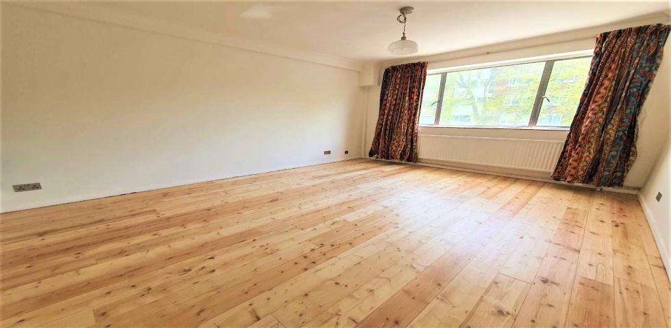 			2 Bedroom, 1 bath, 1 reception Flat			 Fairfax Road, SWISS COTTAGE