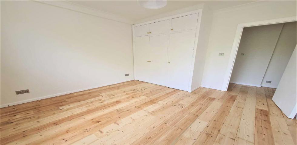 			2 Bedroom, 1 bath, 1 reception Flat			 Fairfax Road, SWISS COTTAGE