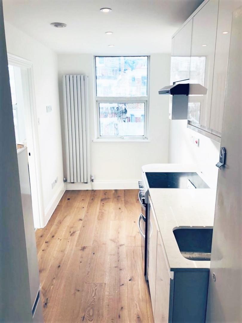 			ELECTRICITY & GAS INCLUDED, 1 Bedroom, 1 bath, 1 reception Apartment			 Agamemnon Road, WEST HAMPSTEAD