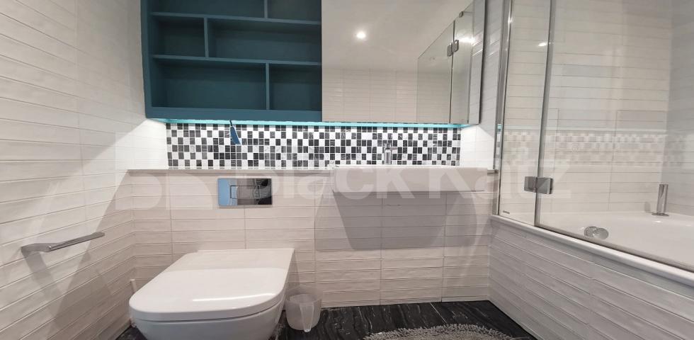 			UNDER OFFER , 1 Bedroom, 1 bath, 1 reception Apartment			 Southwark Bridge Road, Elephant and Castle