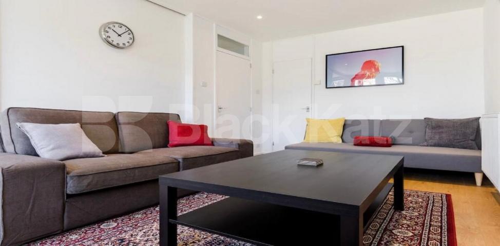 			NEW INSTRUCTION , 4 Bedroom, 1 bath, 1 reception Apartment			 Hotspur Street , Vauxhall / Kennington 