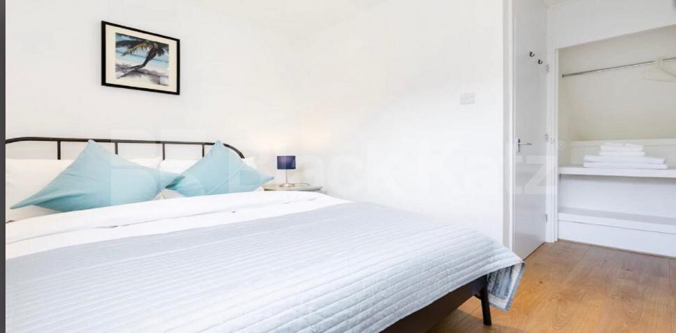 			NEW INSTRUCTION , 4 Bedroom, 1 bath, 1 reception Apartment			 Hotspur Street , Vauxhall / Kennington 