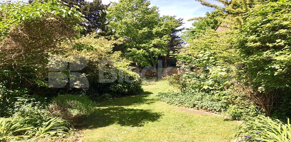 			NEW INSTRUCTION, 1 Bedroom, 1 bath, 1 reception Apartment			 Nightingale Lane, Clapham South