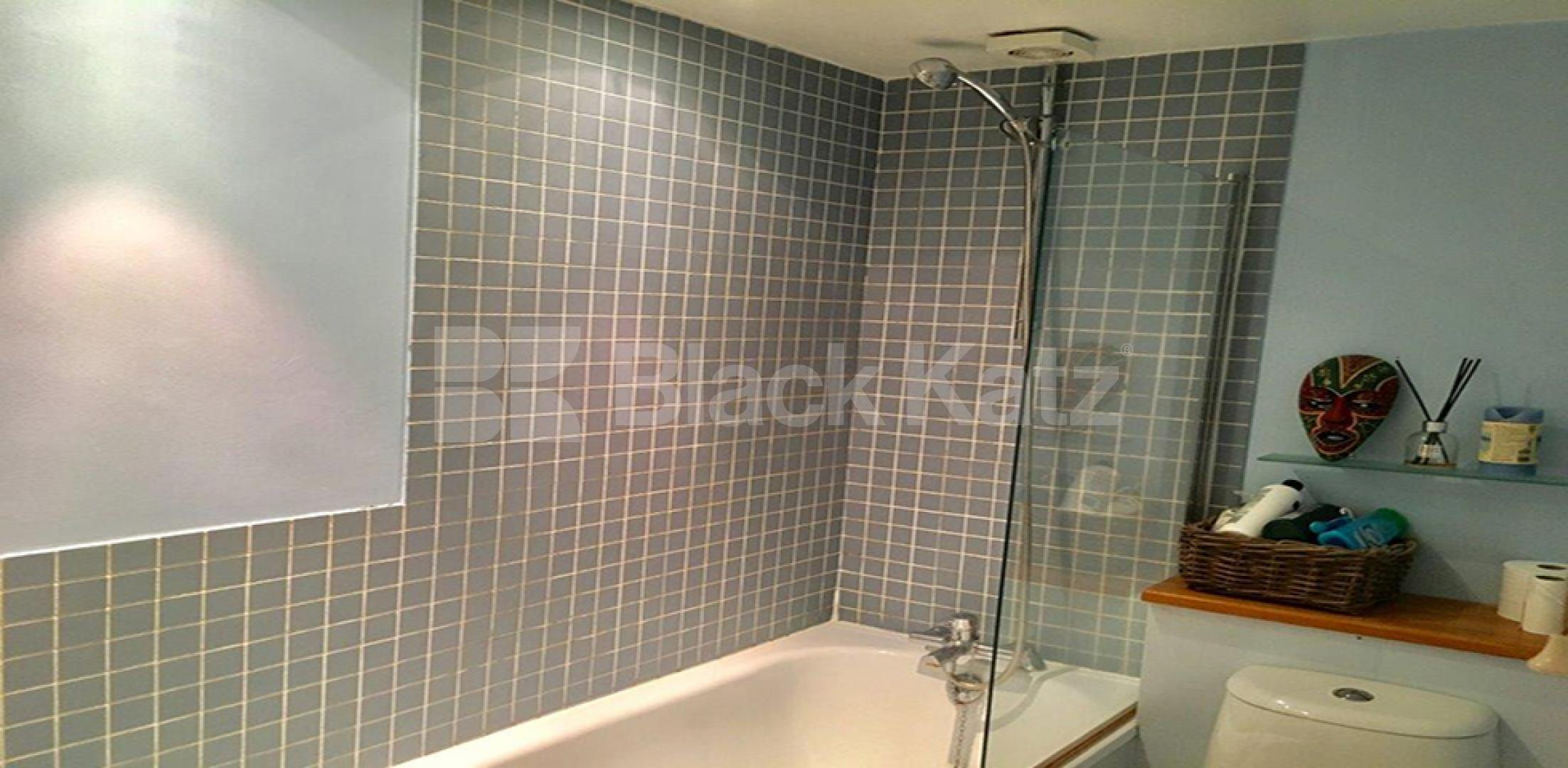 			NEW INSTRUCTION, 1 Bedroom, 1 bath, 1 reception Apartment			 Nightingale Lane, Clapham South