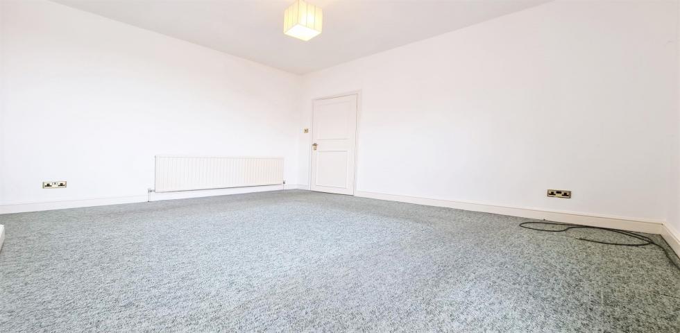 			2 Bedroom, 1 bath, 1 reception Flat			 Caddington Road, CRICKLEWOOD