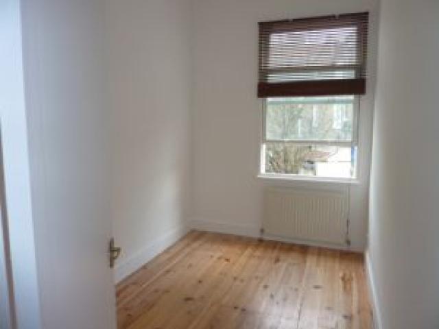 			2 Bedroom, 1 bath, 1 reception Flat			 Goldney Road, MAIDA VALE