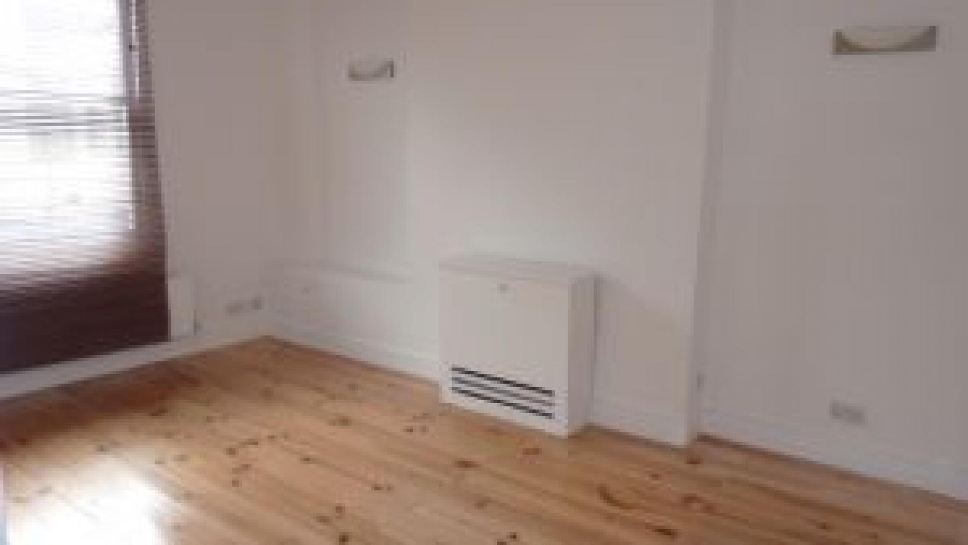 			2 Bedroom, 1 bath, 1 reception Flat			 Goldney Road, MAIDA VALE