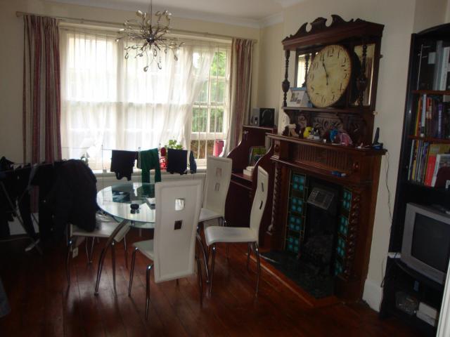 			LOVELY COMMUNAL GARDENS, 2 Bedroom, 1 bath, 1 reception Flat			 Northwick Terrace, MAIDA VALE