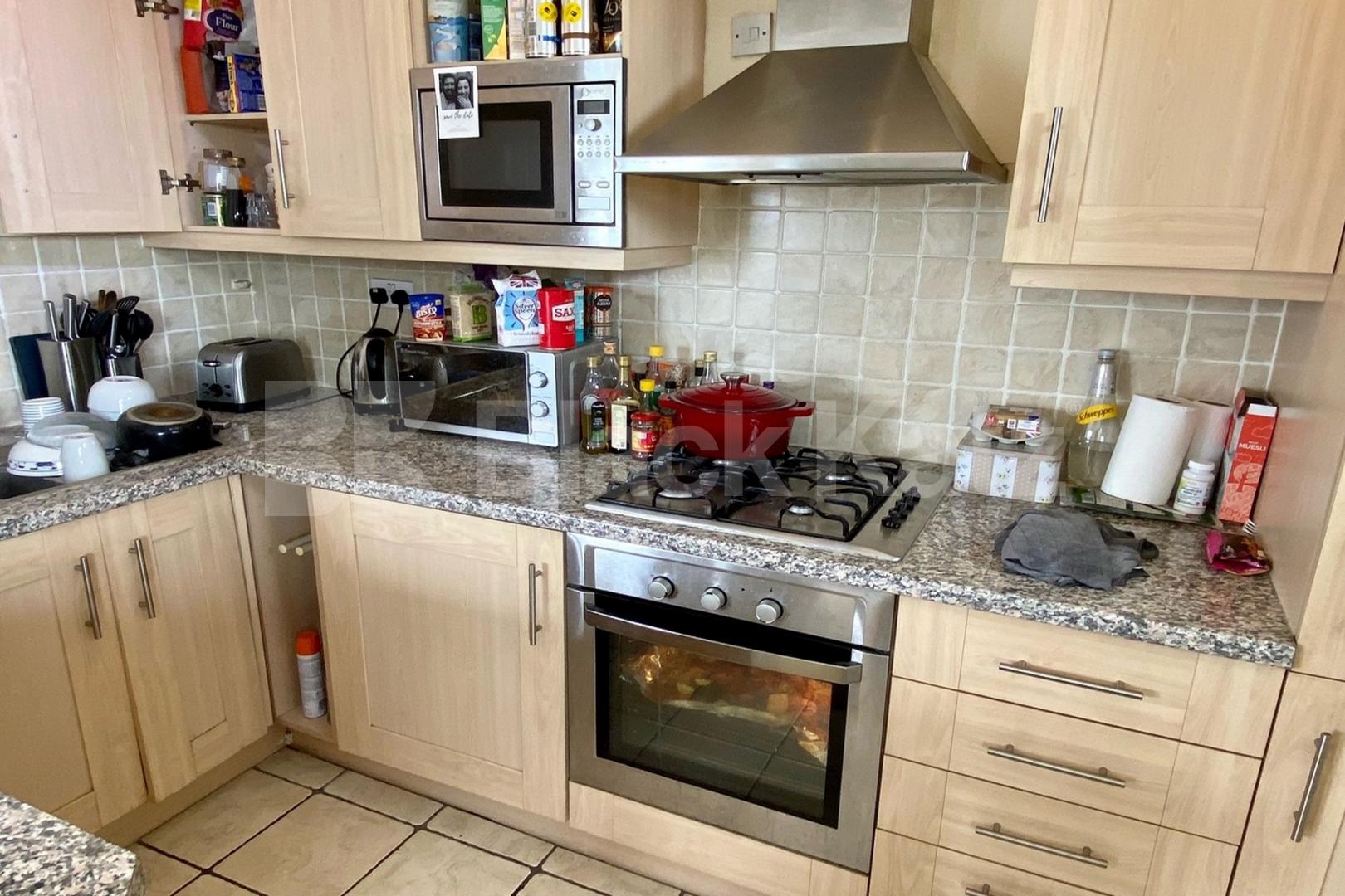 Bright and Airy one bedroomed apartment in Central London   Nelson Square , Southwark/Waterloo