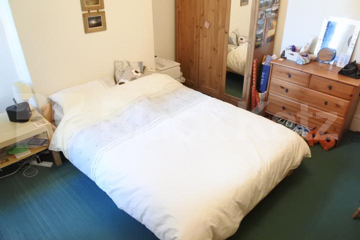 			NEW INSTRUCTION!, 3 Bedroom, 1 bath, 1 reception Flat			 Birchington Road, Crouch End