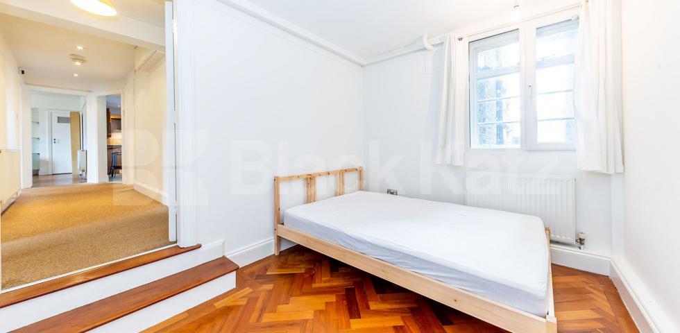 			New Instruction!, 3 Bedroom, 1 bath, 1 reception Flat			 Broadway House, The Broadway N8, Crouch End