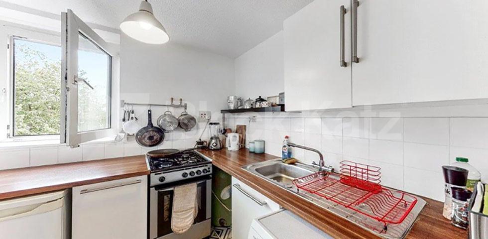 			COSY ONE BED IN CAMDEN!, 1 Bedroom, 1 bath, 1 reception Flat			 Oakley Square, CAMDEN / EUSTON