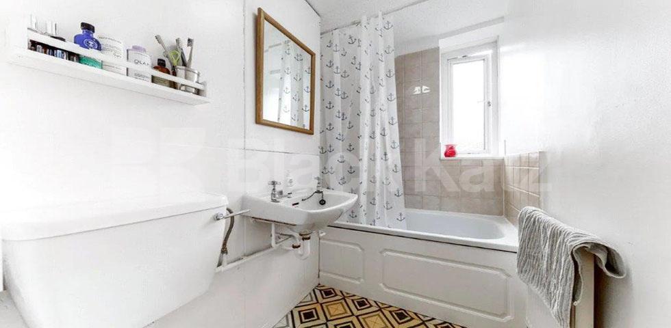 			COSY ONE BED IN CAMDEN!, 1 Bedroom, 1 bath, 1 reception Flat			 Oakley Square, CAMDEN / EUSTON