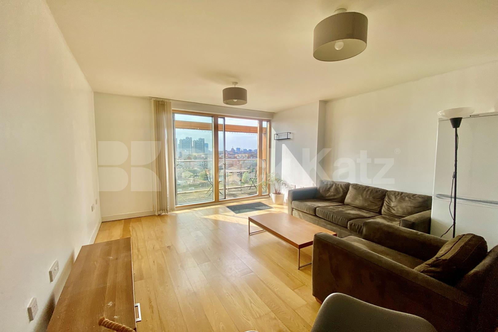 Flooded with natural light & 24 hour concierge service O Central Crampton Street, Elephant and Castle