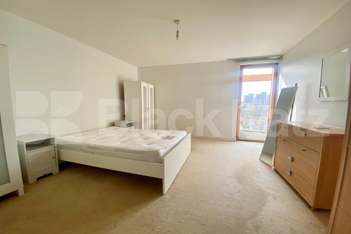 Flooded with natural light & 24 Hour Concierge  O Central, Crampton Street, Elephant and Castle