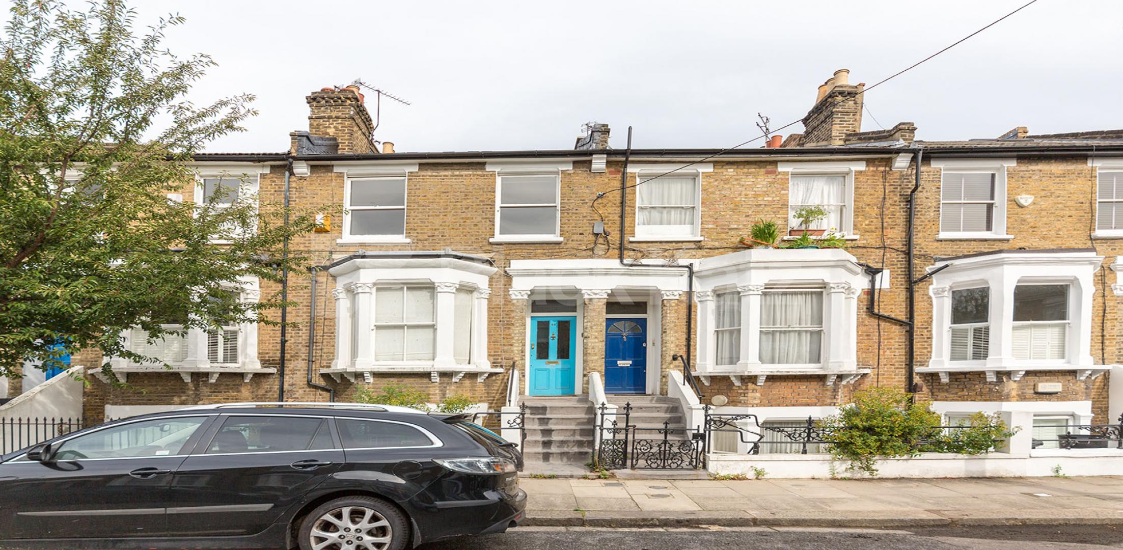 			4 Bedroom, 1 bath, 1 reception Flat			 Tabor Road, Hammersmith