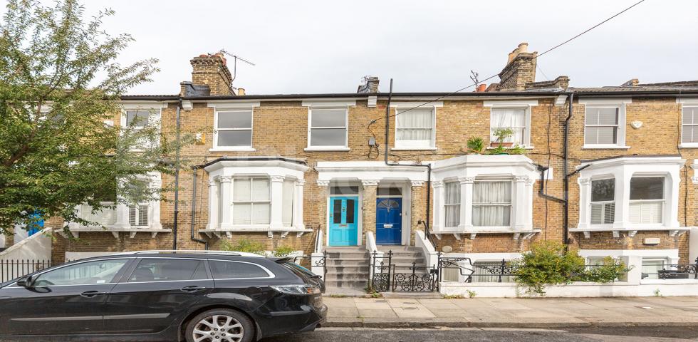 			4 Bedroom, 1 bath, 1 reception Flat			 Tabor Road, Hammersmith