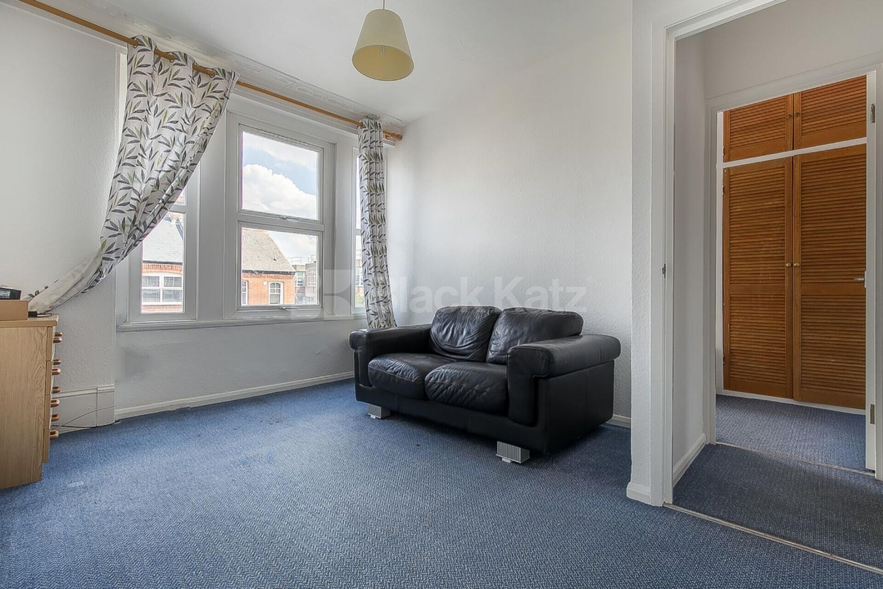 First floor 2 bedroom property located in the heart of Crouch End Inderwick Road , Crouch End / Hornsey N8