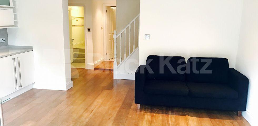 			NEW INSTRUCTION, 2 Bedroom, 1 bath, 1 reception Apartment			 Almeric Road, Clapham Junction