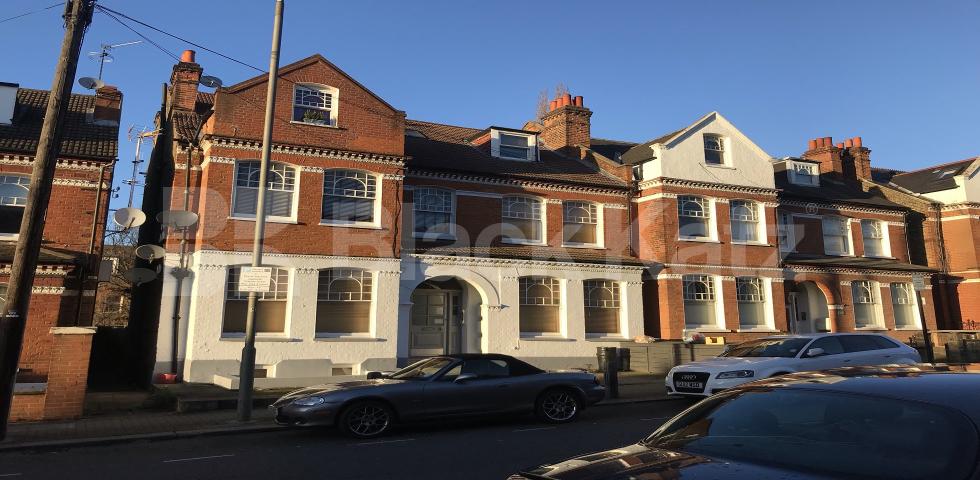 			NEW INSTRUCTION , 2 Bedroom, 1 bath, 1 reception Ground Floor Flat			 Elmbourne Road, Tooting Bec/Balham