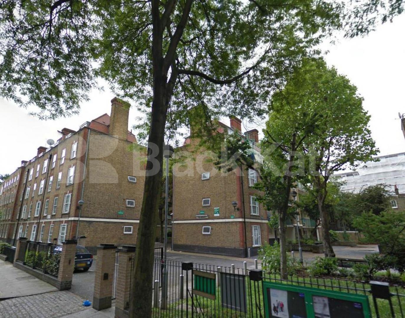 			2 BED GOOD FOR 3 SHARERS!, 2 Bedroom, 1 bath, 1 reception Flat			 Werrington Street, CAMDEN 