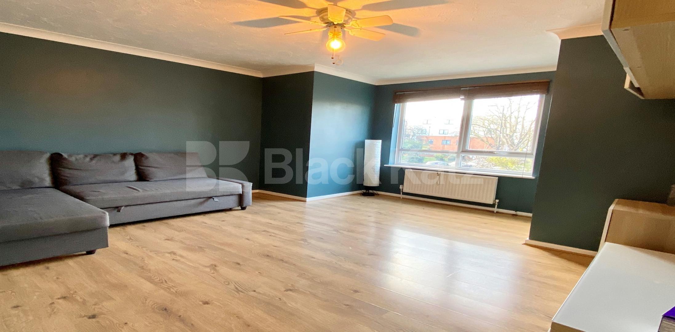 			LET , 1 Bedroom, 1 bath, 1 reception Apartment			 Oxley Close SE1, Bermondsey