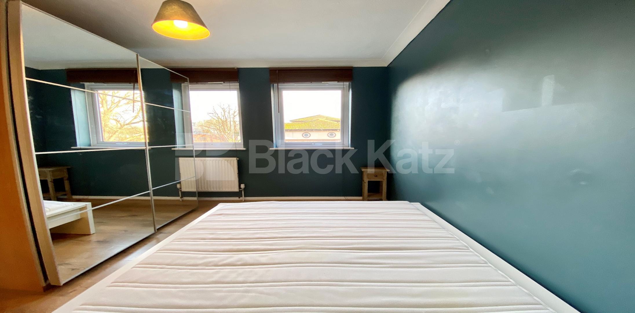 			LET , 1 Bedroom, 1 bath, 1 reception Apartment			 Oxley Close SE1, Bermondsey