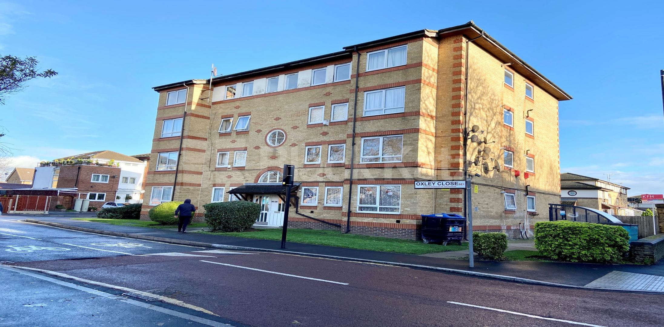 			LET , 1 Bedroom, 1 bath, 1 reception Apartment			 Oxley Close SE1, Bermondsey