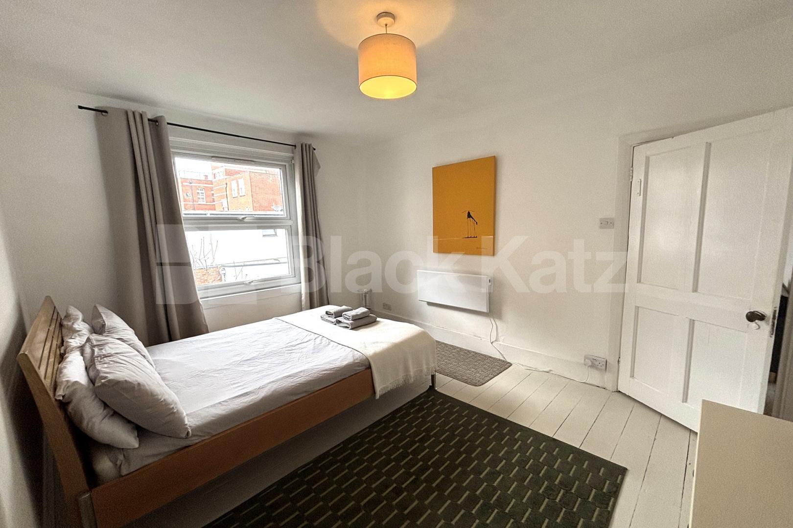 Stylish top floor period conversion  Preston Close, Elephant and Castle