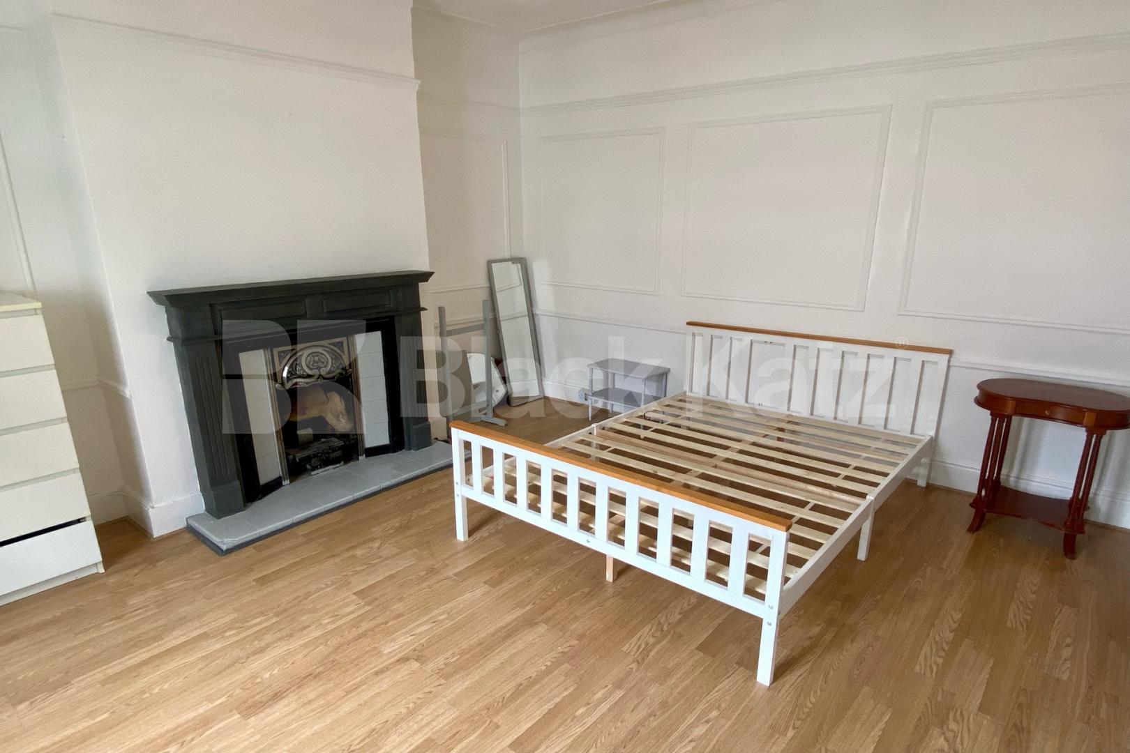 Period house offering 1250 Sq. Ft. of living & entertaining space  Porden Road, Brixton